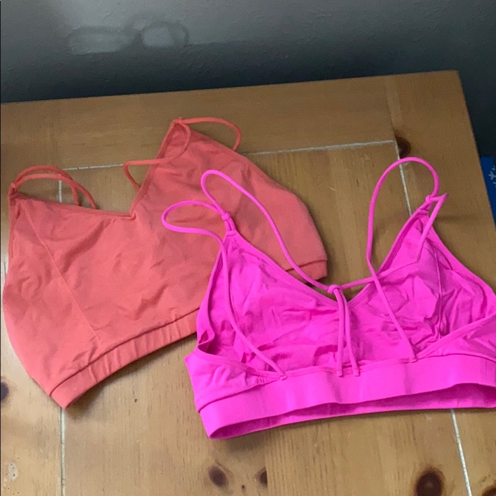 2 Fabletics sports bras